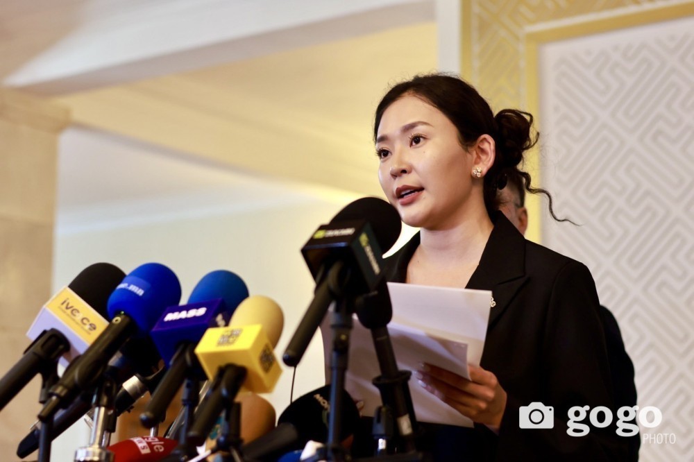 С.Цэнгүүн “Улсын аварга малчин”-ы тоог жилд нэг хүртэл болгох хуулийн төсөл санаачилжээ