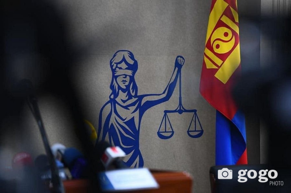 Яллагдагчаар татсан тогтоолоор нь сүрдүүлж 50 сая төгрөг нэхжээ